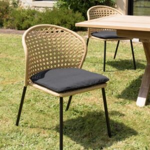 MALO - Set of 2 natural-coloured synthetic rattan chairs MALO - Set of 2 natural-coloured synthetic rattan chairs